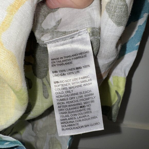 Chico's No-Iron Linen Floral Paradise Shirt Size: 2 US Size 12 - Picture 15 of 16